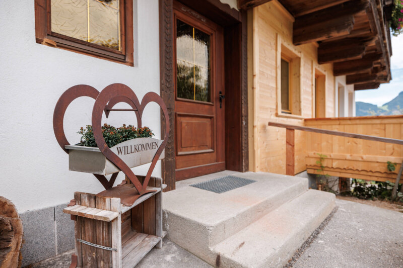 2026-08-26_Pinzgerhof_LR-64